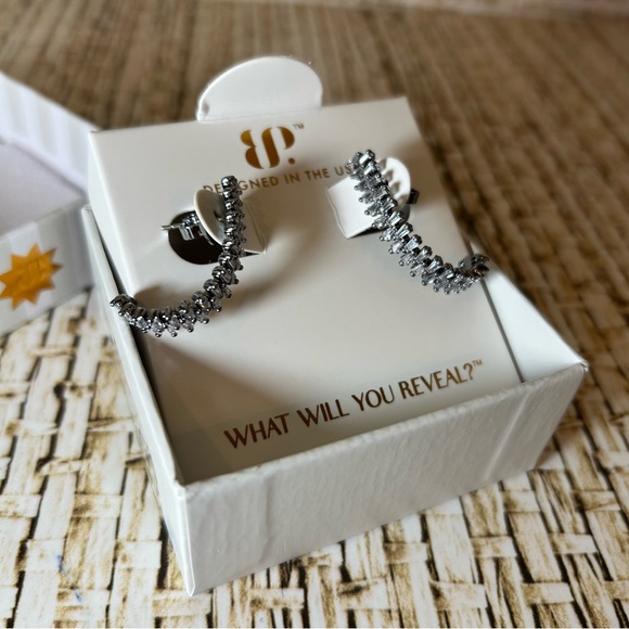 🐾 This Is Your Sign 🐾 - Picture 5 of 7